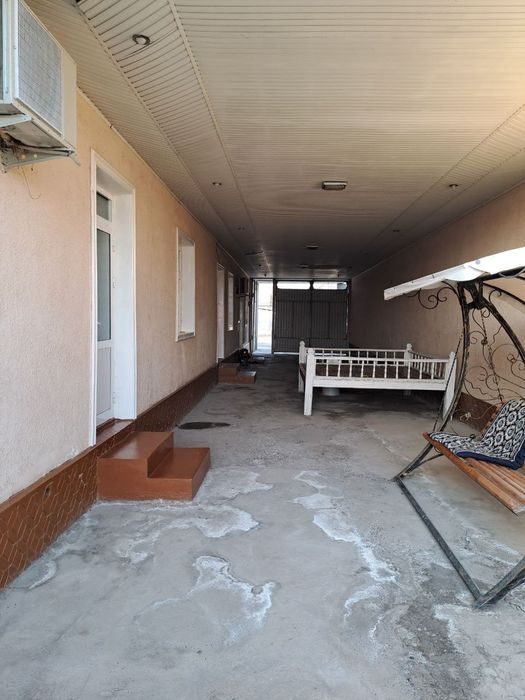 10-room house, 14 m², Gulistan, for sale