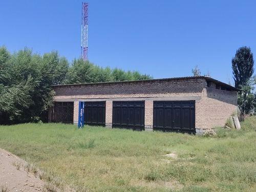 30 sotix yer + bino sotiladi. Narx kelishiladi.