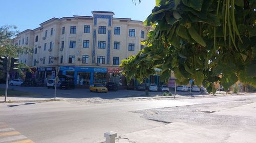 3-xonali kvartira, 100 m²
