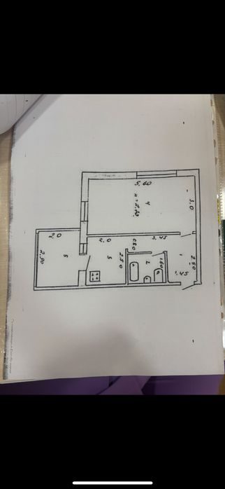 1-xonali uy, 33 m², Qarshi, sotuvga