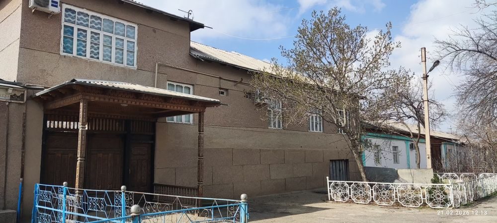 5-xonali uy, 140 m², Qarshi, sotuvga