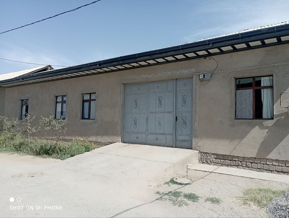 8-room house part, 6 m², Karshi, for sale