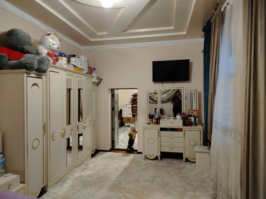 5-xonali uy, 500 m², Qarshi, sotuvga