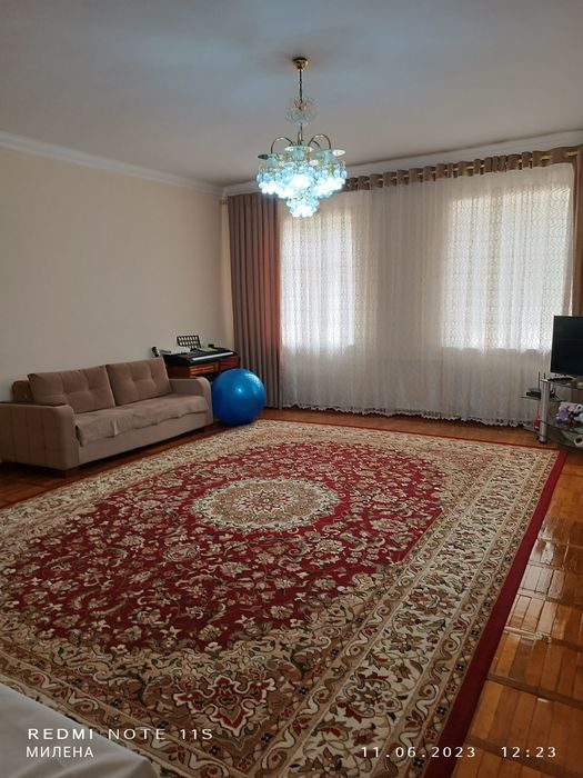 8-room cottage, 250 m², Karshi, for sale