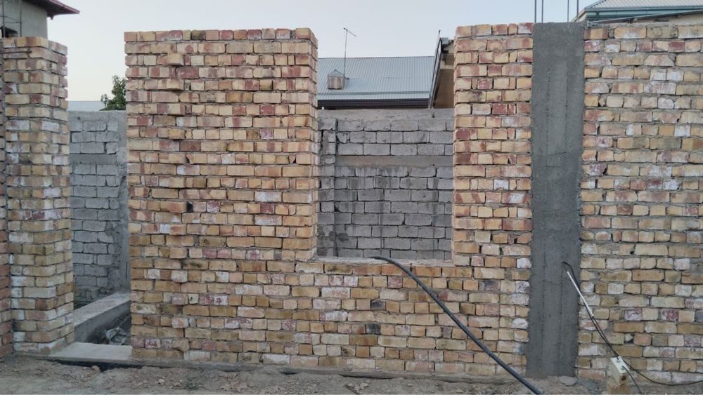 4-room house, 600 m², Karshi, for sale