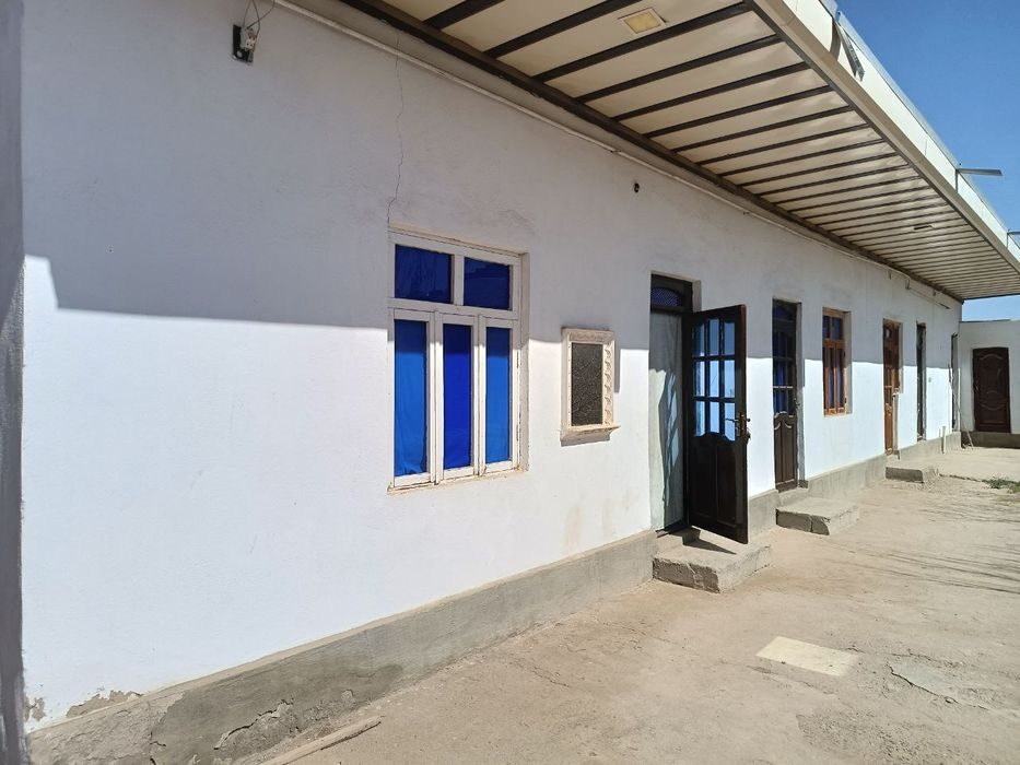 5-room house, 600 m², Karshi, for sale