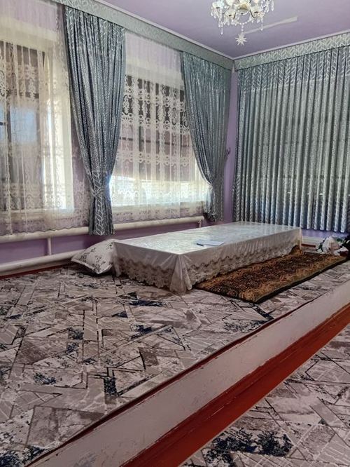 6-room house part, 600 m²