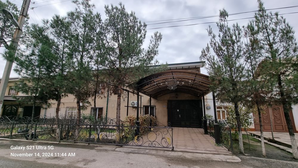 6-room cottage, 426 m², Karshi, for sale