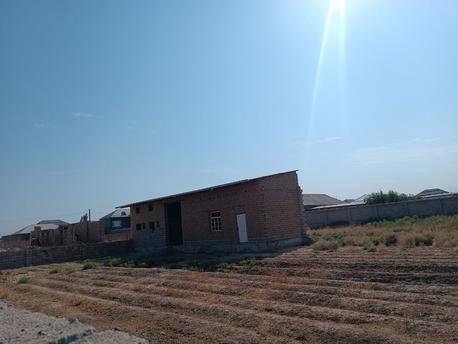 1-room house, 600 m², Karshi, for sale