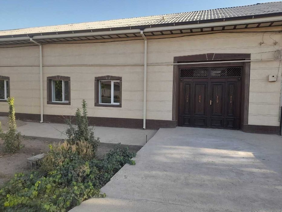 5-room house, 500 m², Karshi, for sale