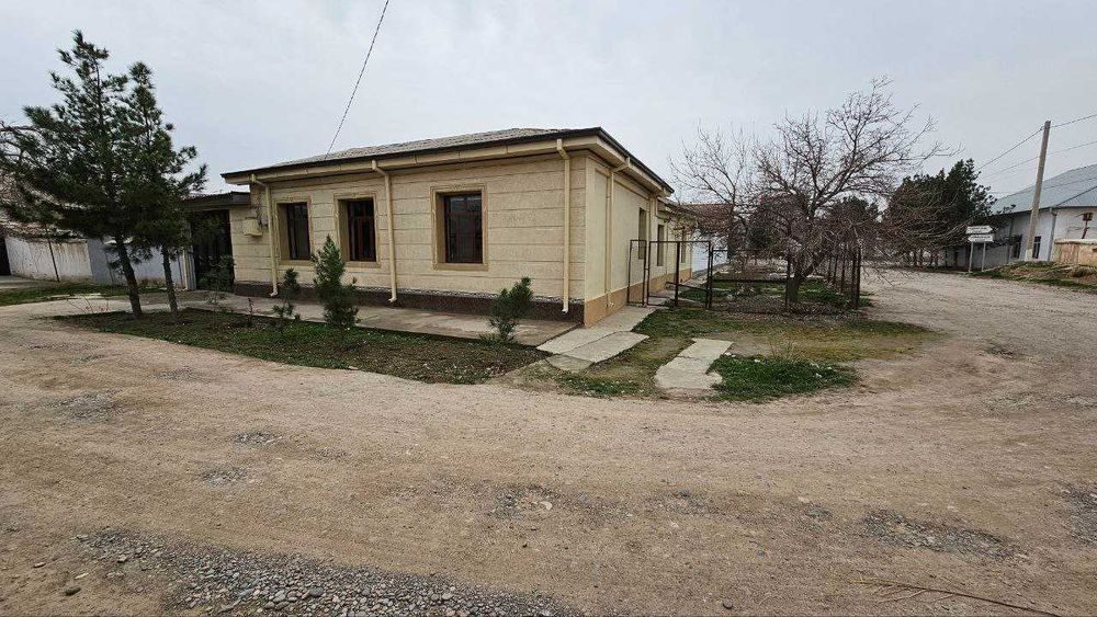 7-room house, 600 m², Karshi, for sale