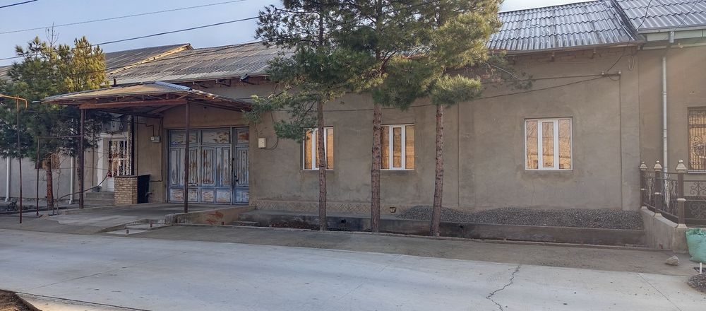 7-xonali uy, 600 m², Qarshi, sotuvga