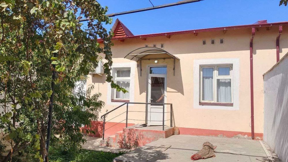 4-xonali uy, 2 m², Qarshi, sotuvga