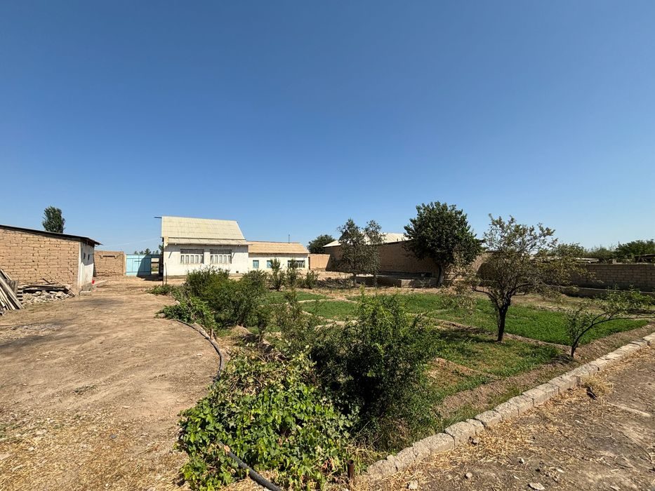 7-room house, 250 m², Karshi, for sale