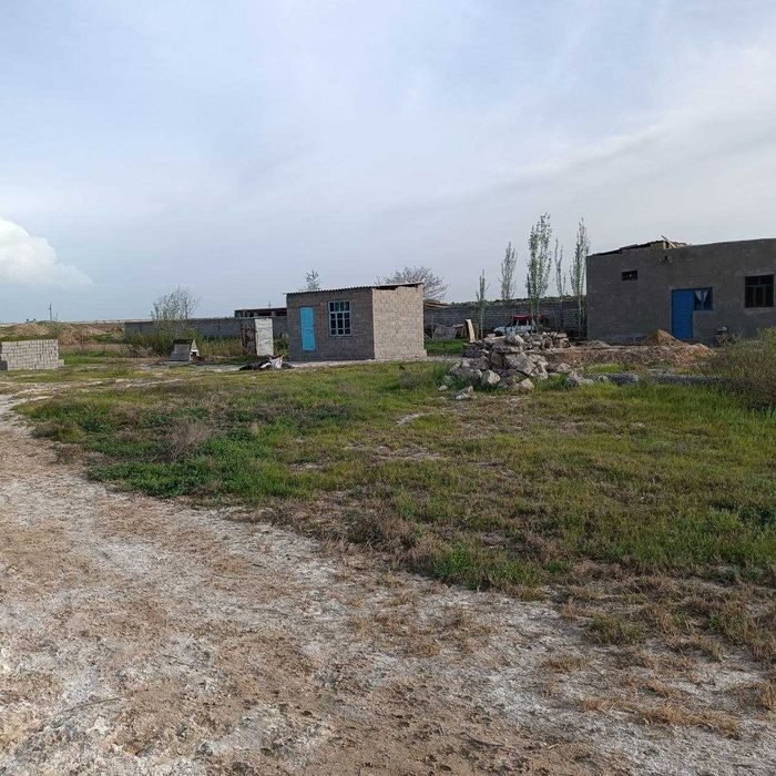 1-room house, 800 m², Karshi, for sale