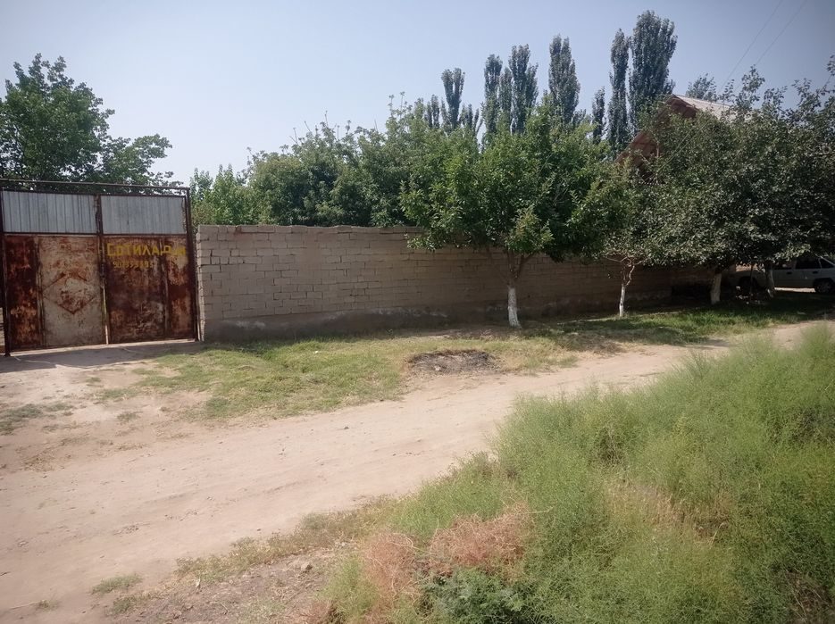2-room house, 600 m², Karshi, for sale