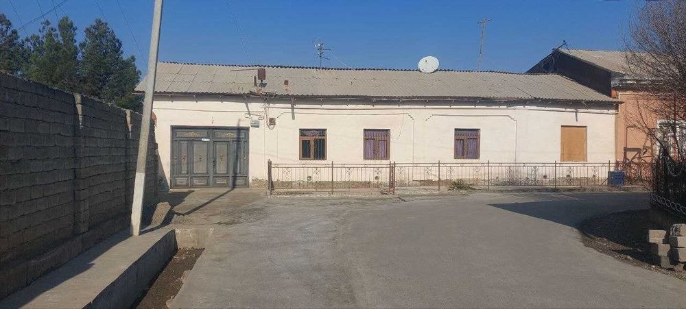 6-room house, 600 m², Karshi, for sale