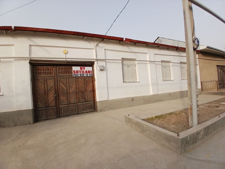 7-xonali uy, 4 m², Qarshi, sotuvga
