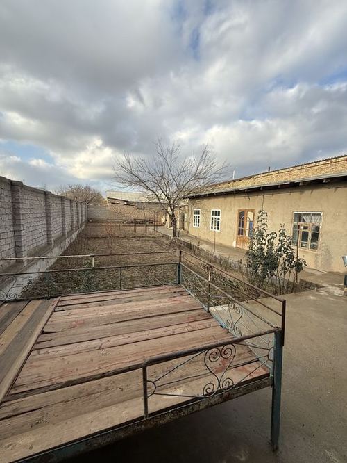 6-xonali uy, 1234 m²