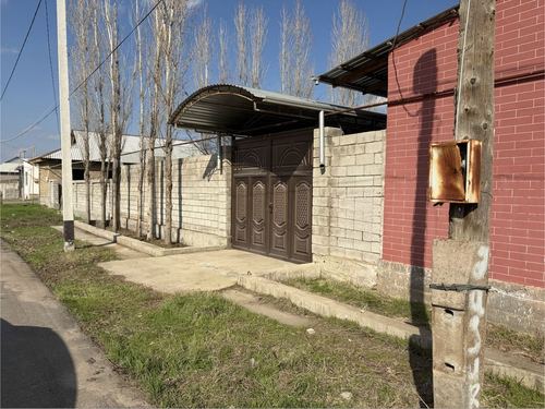 3-room house, 587 m²