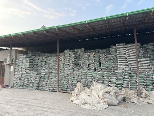 Ишлаб турган бизнес (СКЛАД ХОЗМАГ Сотилади Келишамиз.  Участка КАРШИ