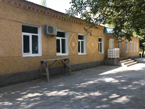 tadbirkorlik uchun binolari bn 4,5 gektar maydonga ega ko'chmas mulk