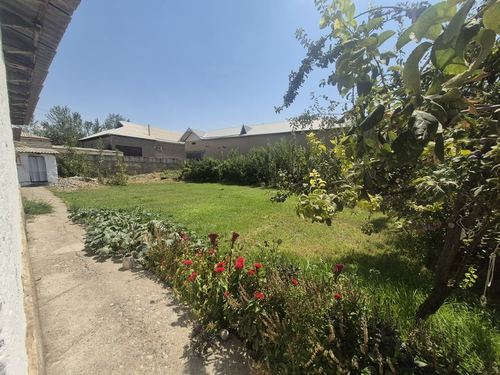 1-room house part, 700 m²