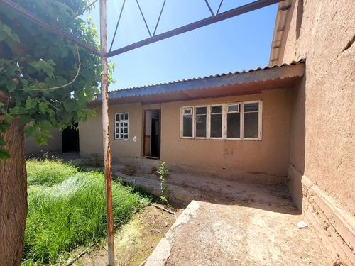 4-room house, 600 m²