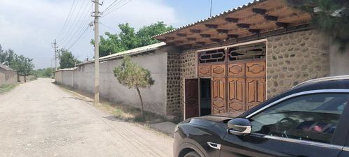 7-комнатный дом, 2300 м²