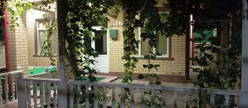 8-комнатная часть дома, 100 м²