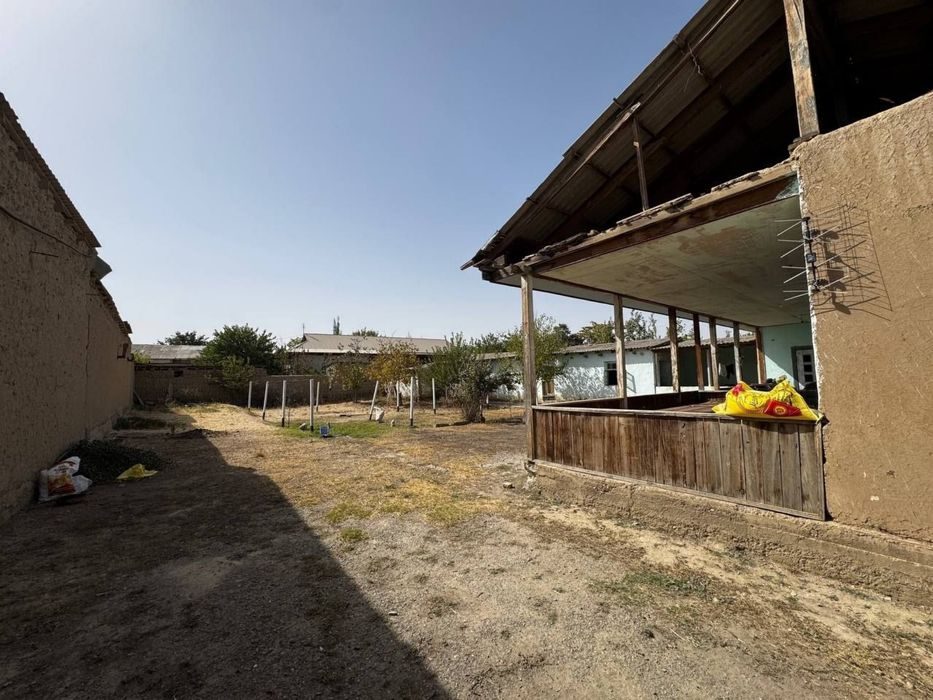 4-комнатный дом, 400 м², Джизак, на продажу