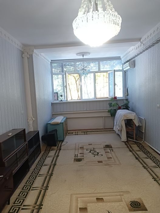 3-комнатная квартира, 60 м², Джизак, на продажу