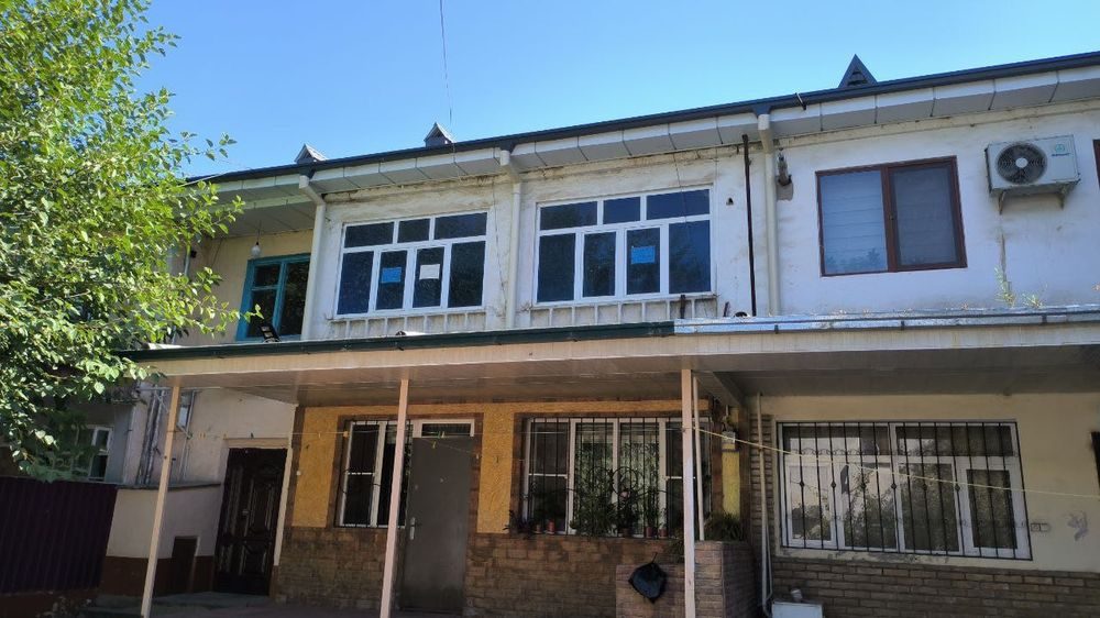 4-room apartment, 96 m², Jizzakh, for sale