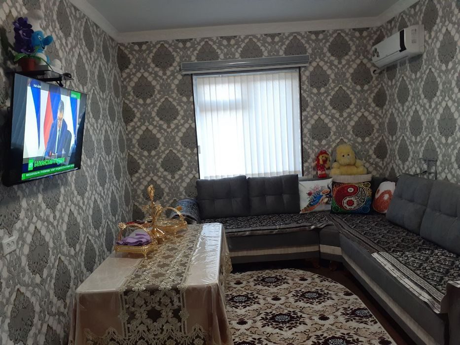 2-комнатная квартира, 50 м², Джизак, на продажу