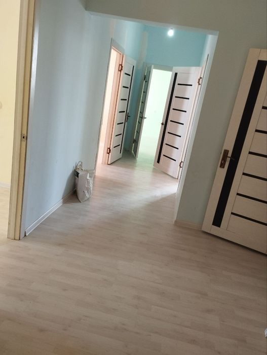 3-комнатная квартира, 84 м², Джизак, на продажу