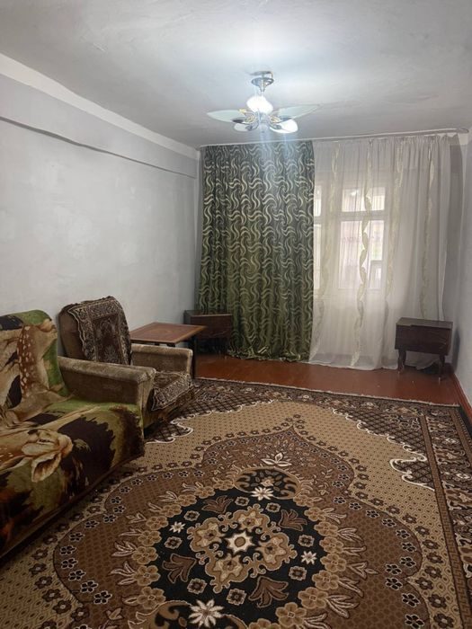 4-комнатная квартира, 91.4 м², Джизак, на продажу
