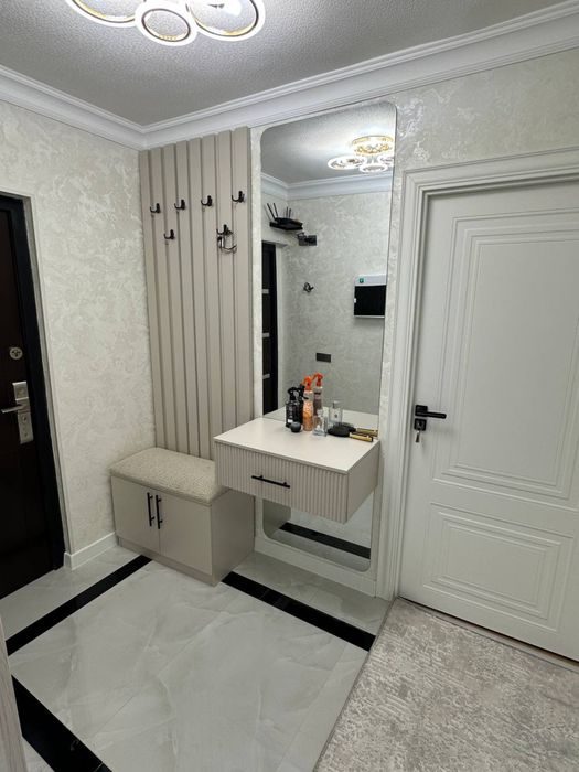 3-комнатная квартира, 84.3 м², Джизак, на продажу