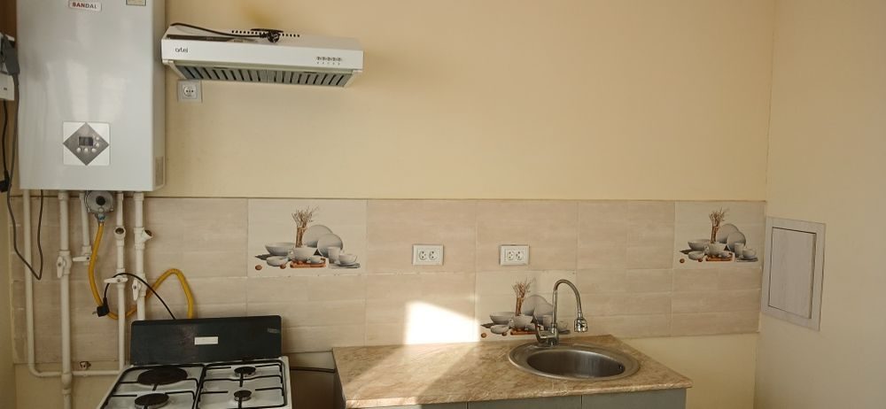 3-комнатная квартира, 84 м², Джизак, в аренду