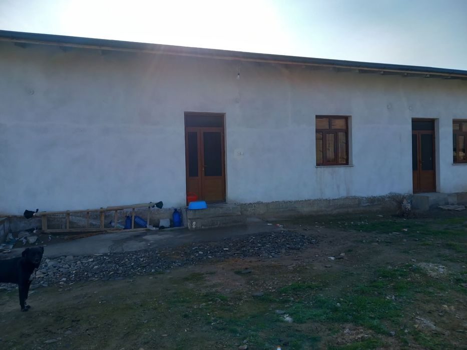 3-комнатный дом, 4 м², Джизак, на продажу