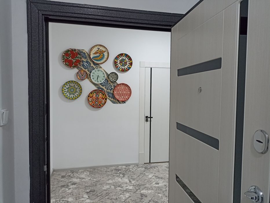 3-комнатная квартира, 84 м², Джизак, в аренду