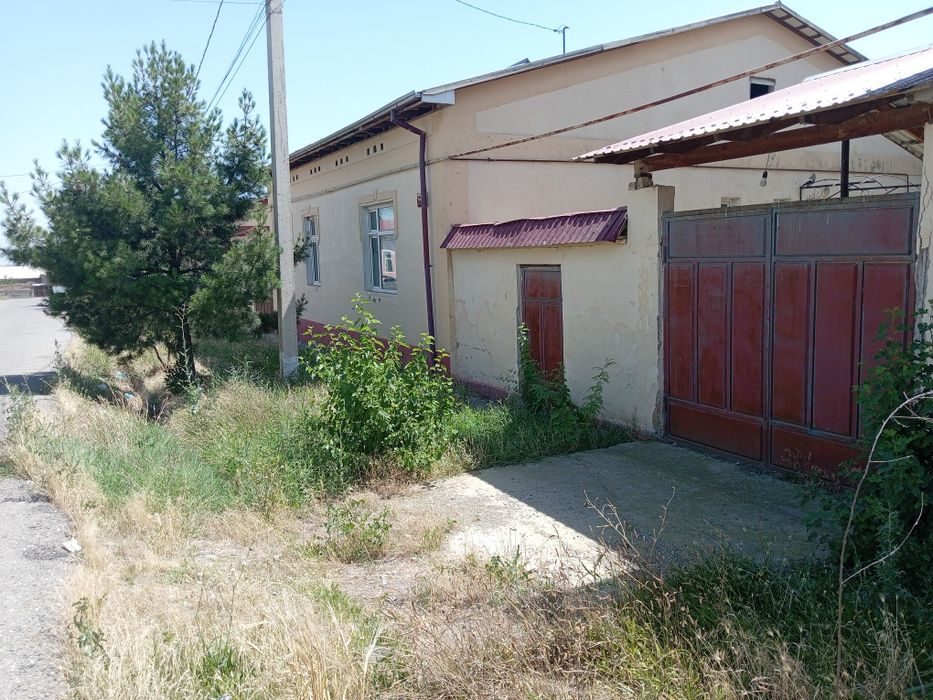 3-комнатный коттедж, 600 м², Джизак, на продажу