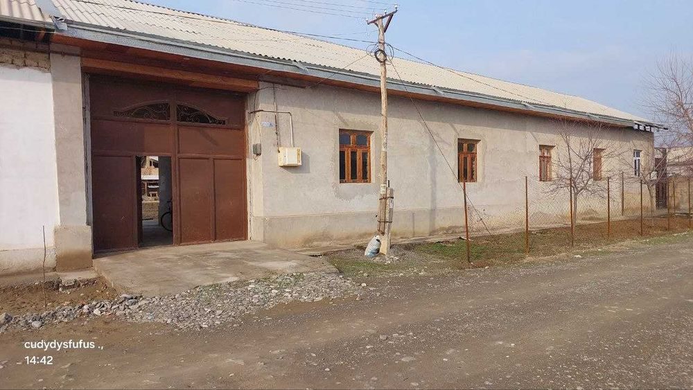 6-комнатный дом, 1000 м², Джизак, на продажу
