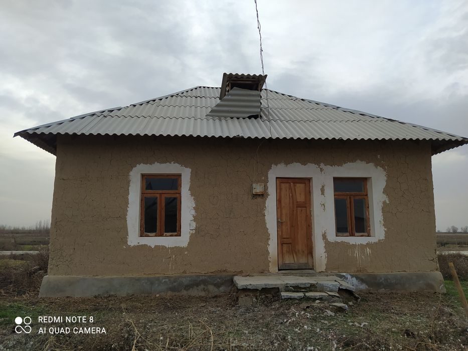 3-комнатный дом, 600 м², Джизак, на продажу