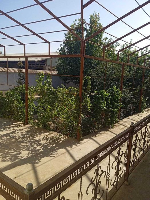 5-комнатная часть дома, 170 м², Джизак, на продажу