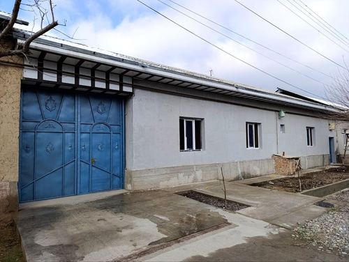 4-комнатный коттедж, 900 м²
