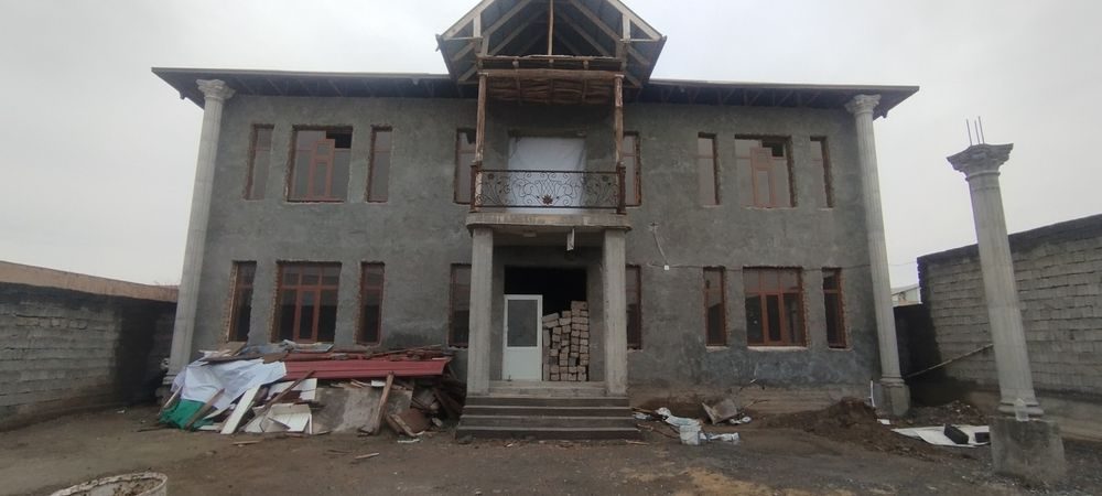 7-комнатная часть дома, 600 м², Джизак, на продажу