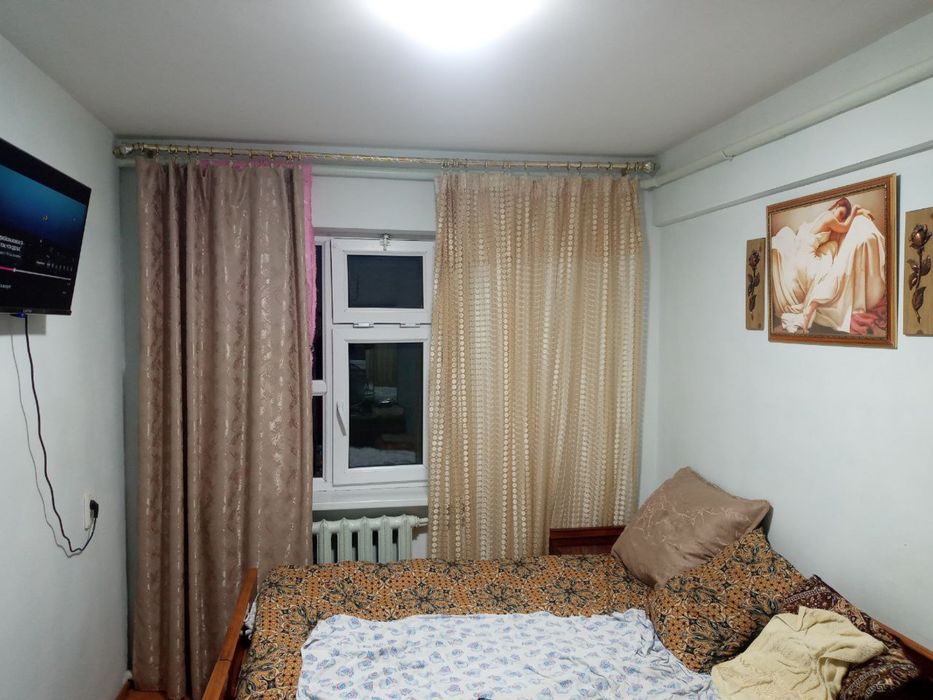 4-комнатная квартира, 80 м², Джизак, на продажу