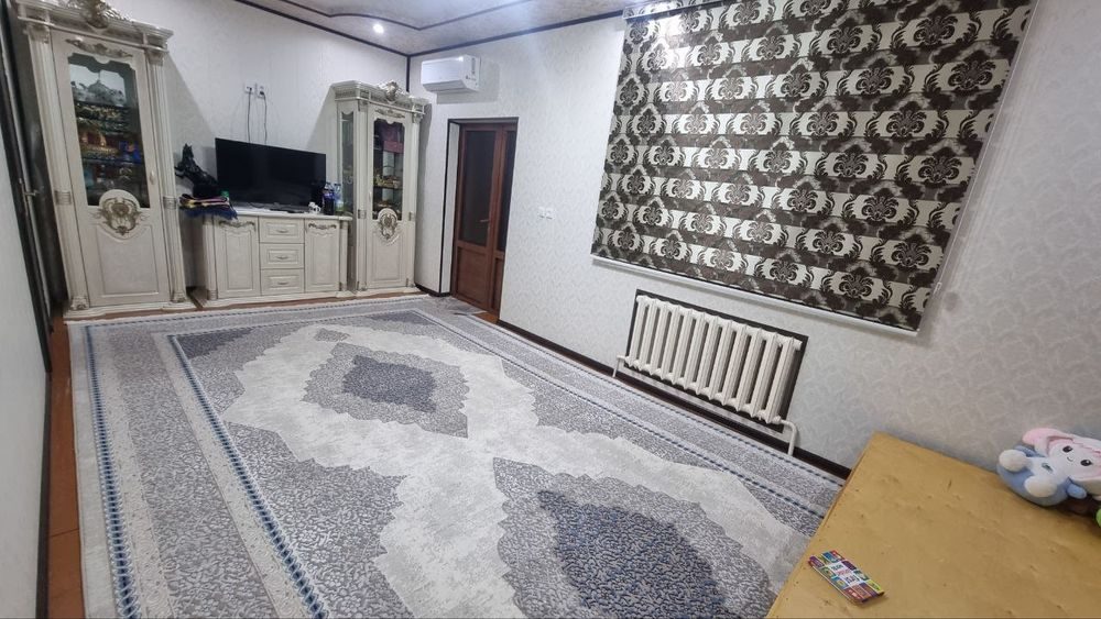 5-комнатный дом, 600 м², Джизак, на продажу