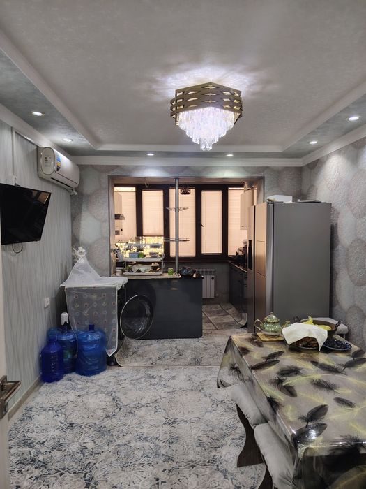 3-комнатная квартира, 70 м², Джизак, на продажу