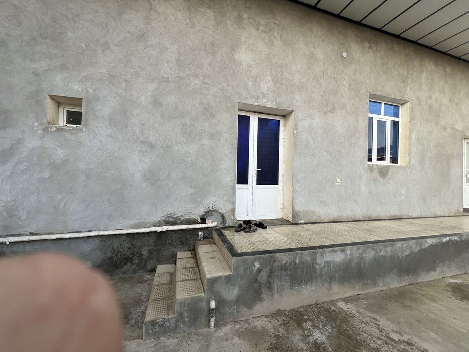 1-комнатная часть дома, 600 м², Джизак, на продажу
